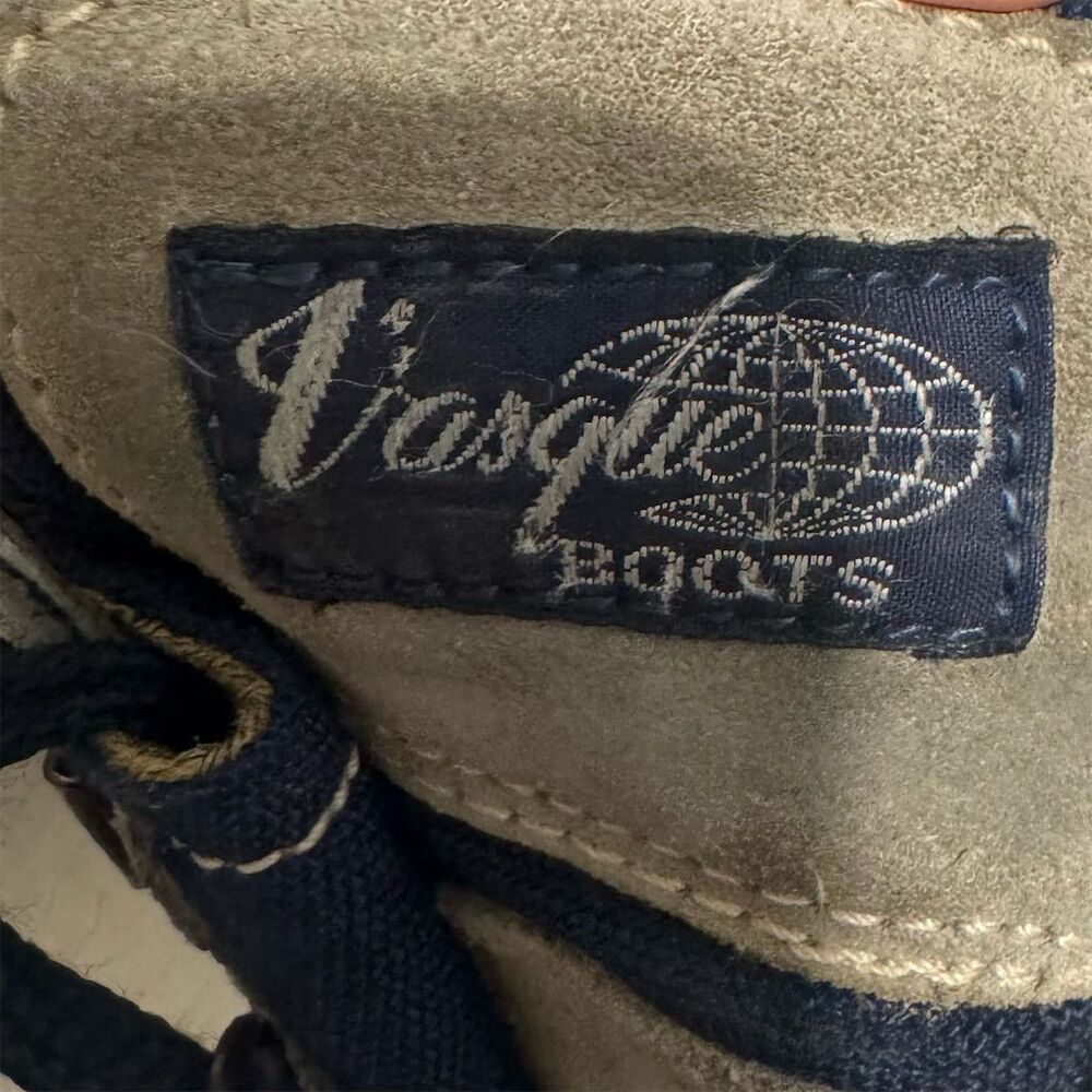 Vintage Vasque Gore-Tex Hiking Boots Gray Navy‎ Suede Skywalk Made Italy 7.5M - Picture 8 of 8